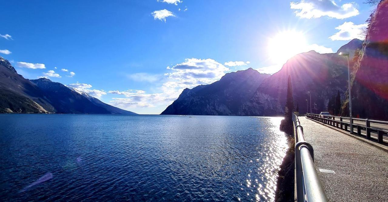 Garda Lake Aloha Apartments Torbole Sul Garda Extérieur photo