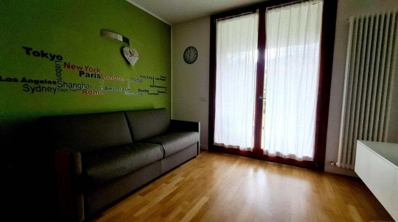 Garda Lake Aloha Apartments Torbole Sul Garda Extérieur photo